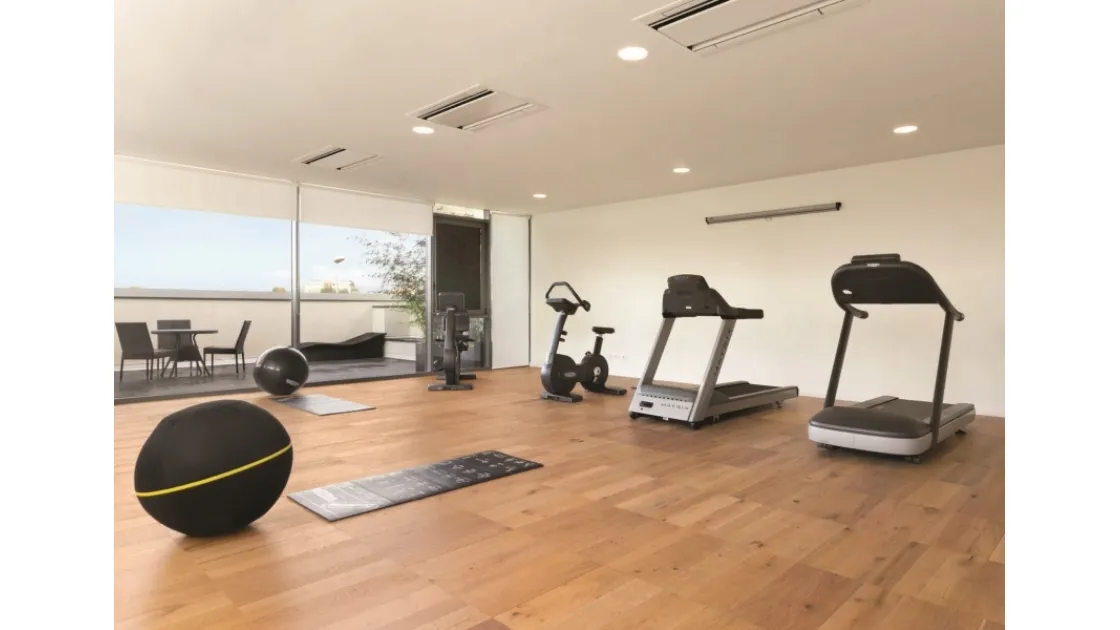 Parquet sopraelevato funzionale in laminato e wood composite Top Level di Skema
