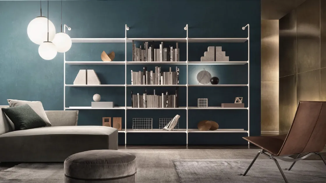 Libreria a muro Wind in alluminio finitura laccato Bianco Latte di Rimadesio