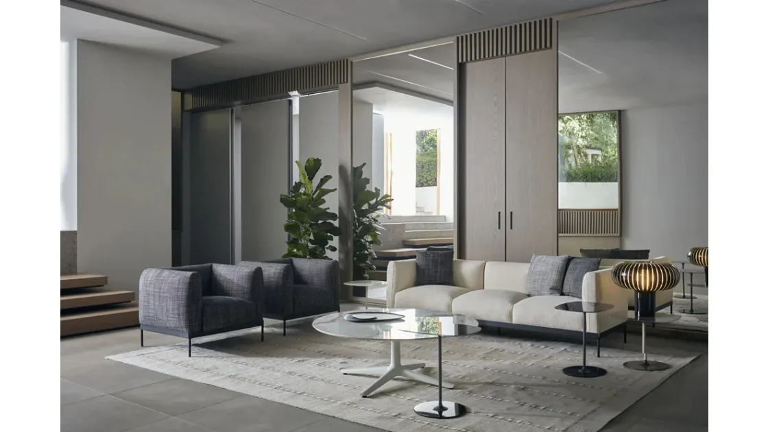 Poltrona in tessuto imbottito Asia di Kartell