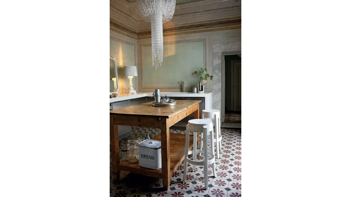 Sgabello Charles Ghost Stool di Kartell