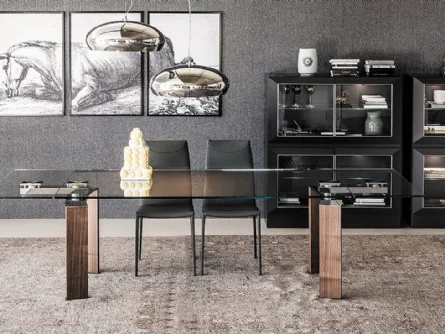 Tavolo allungabile in vetro con gambe in legno di noce Daytona di Cattelan Italia