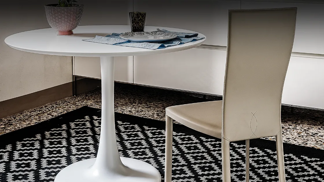 Tavolo rotondo in cristallo laccato bianco Hugo Bistrot di Cattelan Italia