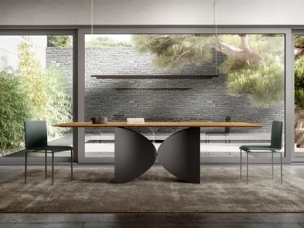 Tavolo Meet con top in Legno e base in metallo di Lago