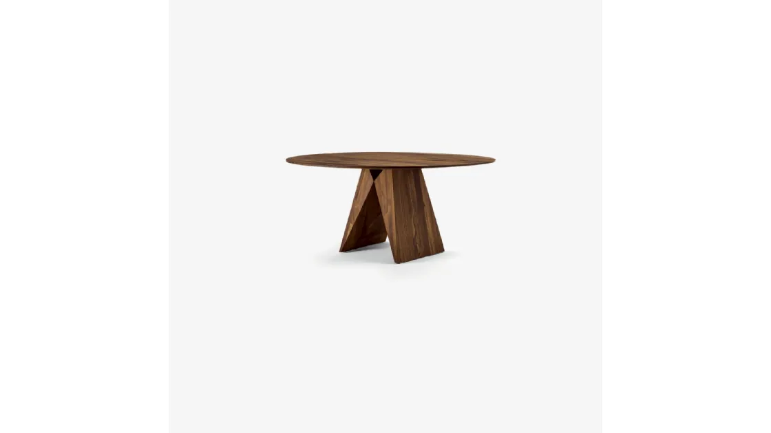 Tavolo Miya in legno massello con gambe dalla forma geometrica di Riva1920
