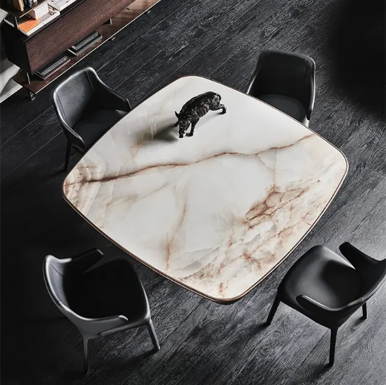 Tavolo quadrato con bordi arrotondati in ceramica Spider Keramik Premium di Cattelan Italia