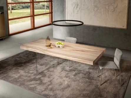 Tavolo monolitico Air XGlass 8 cm in vetro con top effetto marmo di Lago