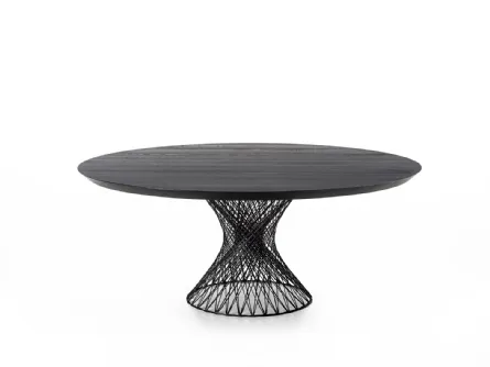 Tavolo rotondo Web con top in legno massello sostenuto da una base in fibra di carbonio intrecciata di Riva1920