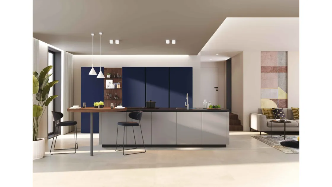 Cucina Moderna con isola Pratica 2417 di La Casa Moderna