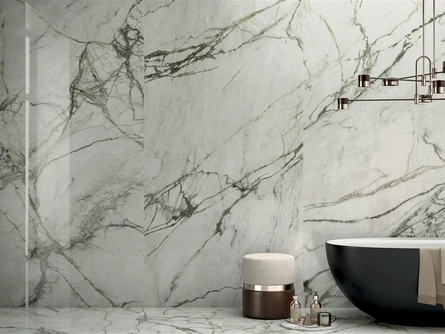 Piastrelle effetto marmo Noblesse Calacatta Emerald di Lea Ceramiche
