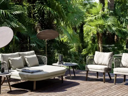 Divano Emma Daybed Compact in fibra intrecciata, metallo e tessuto di Varaschin