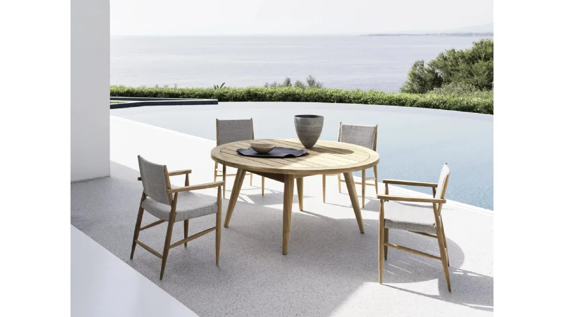 Tavolo rotondo Eidos in teak di Gervasoni