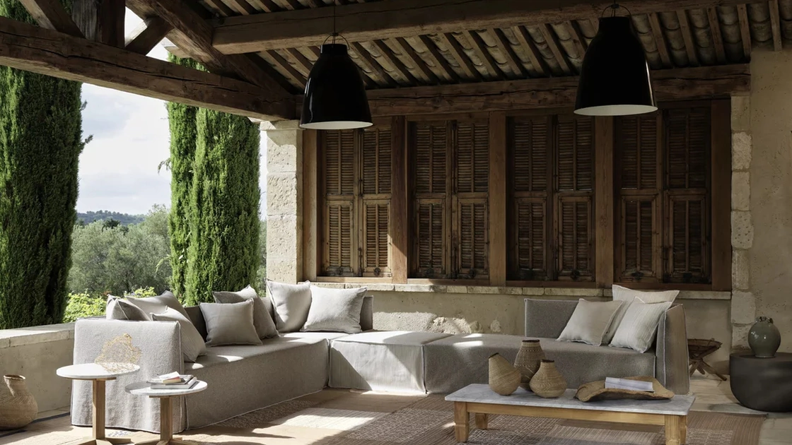 Divano Ghost Out di Gervasoni