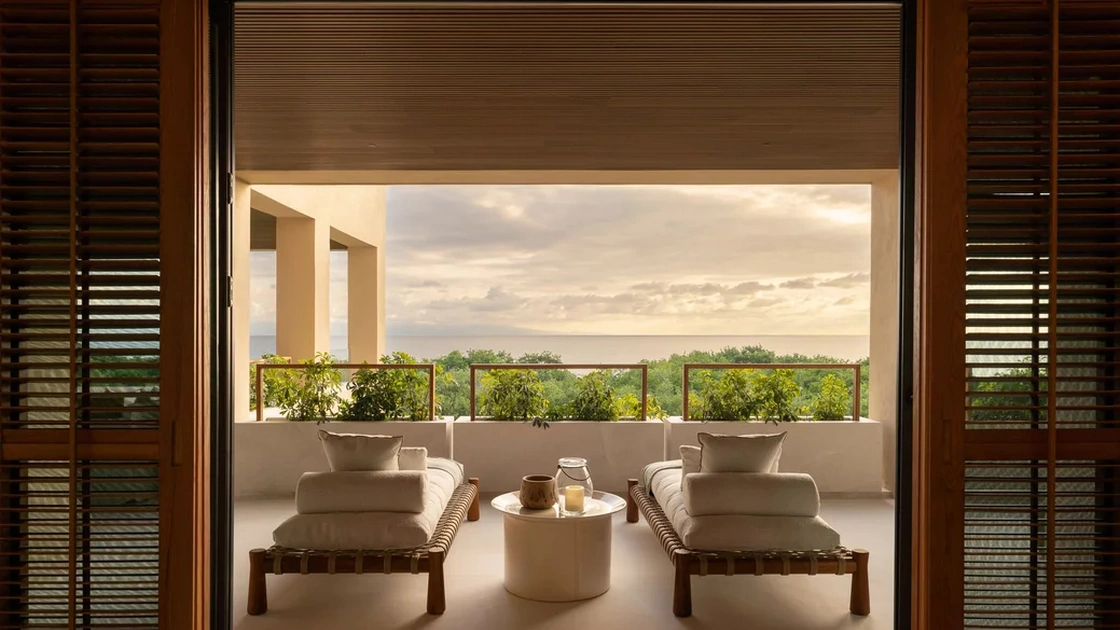 Lettino Prendisole Guna di Gervasoni