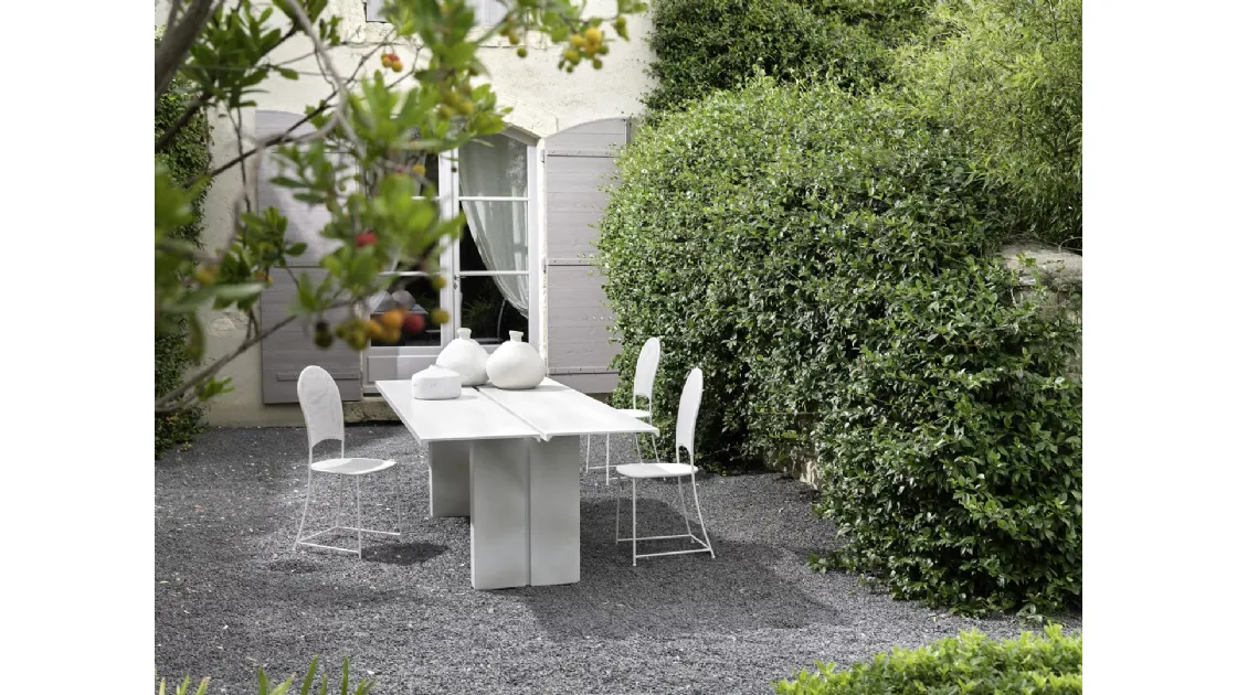 Sedia Inout 873 in alluminio di Gervasoni