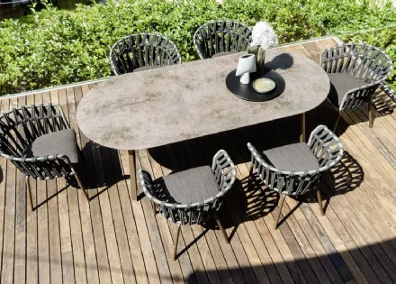 Tavolo con top in ceramica Emma di Varaschin